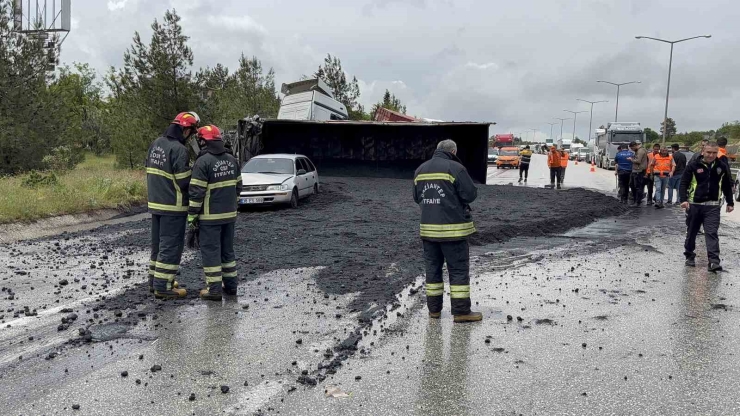 Gaziantep’te 4 Aracın Karıştığı Zincirleme Kaza: 1 Yaralı