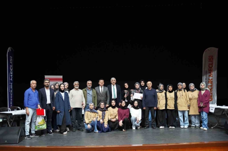 Kahta Belediyesi’nden "kaybedeni Olmayan" Turnuva