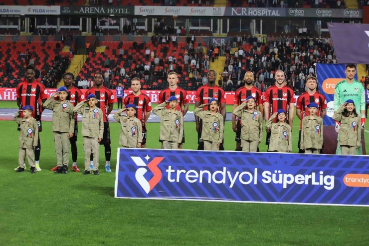 Trendyol Süper Lig: Gaziantep Fk: 0 - Rams Başakşehir: 1