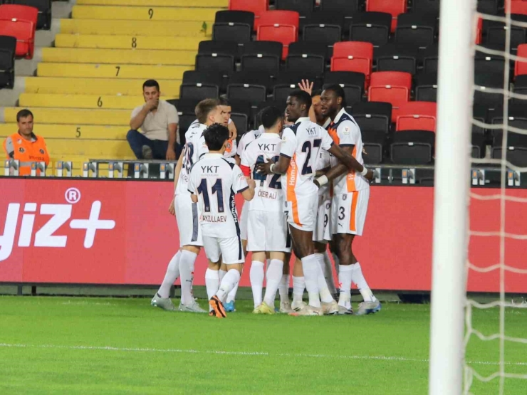 Trendyol Süper Lig: Gaziantep Fk: 0 - Rams Başakşehir: 1