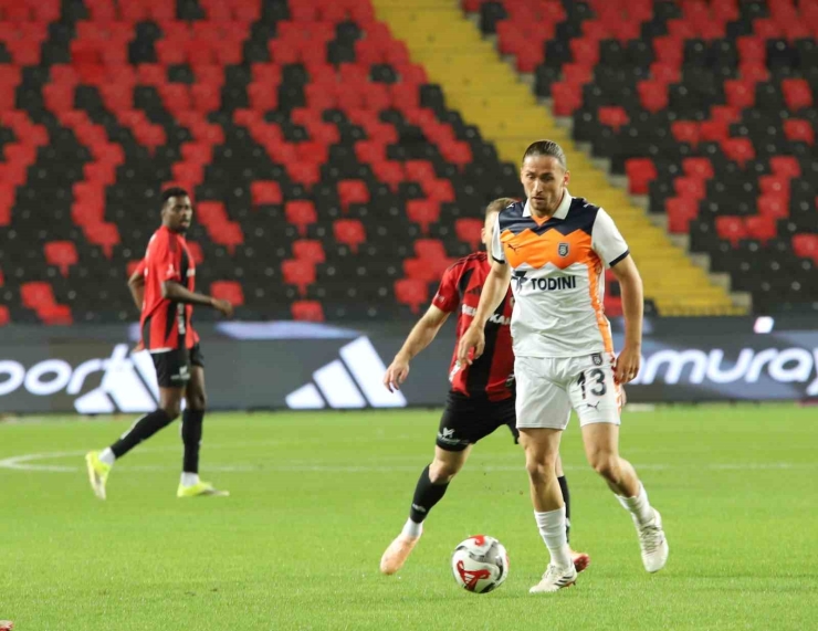Trendyol Süper Lig: Gaziantep Fk: 0 - Rams Başakşehir: 1