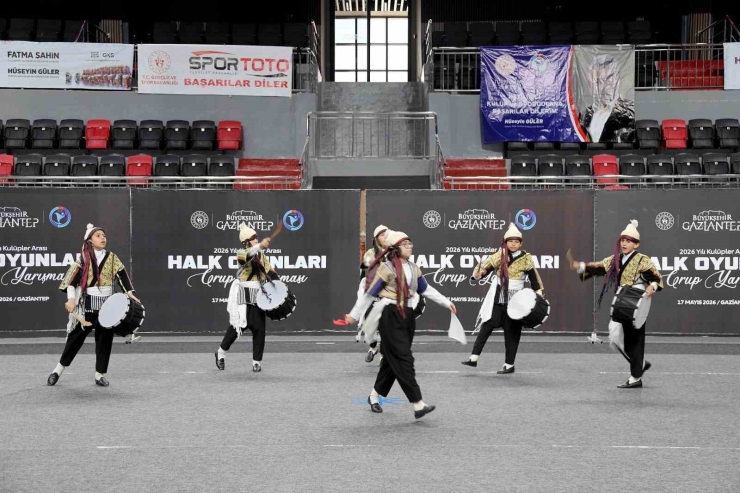 Gaziantep’te ’türkiye Halk Oyunları Kulüpler Arası Bölge Şampiyonası’ Düzenlendi