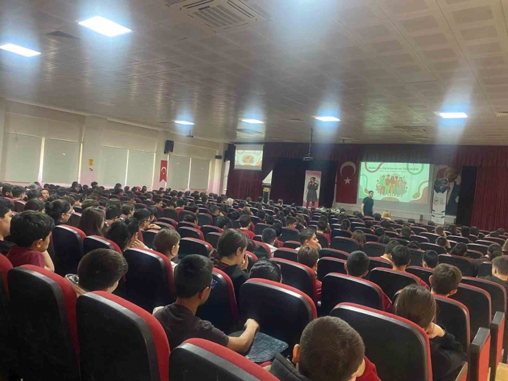 Gibtü Bilim Söyleşileri Başarıyla Tamamlandı