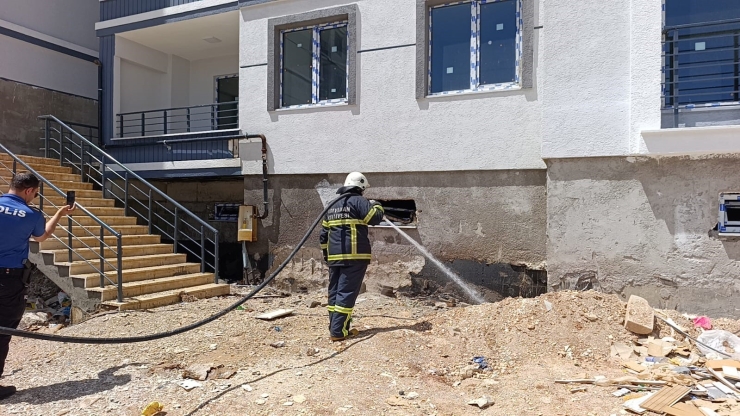 Adıyaman’da İnşaatta Doğalgaz Hattı Alev Aldı