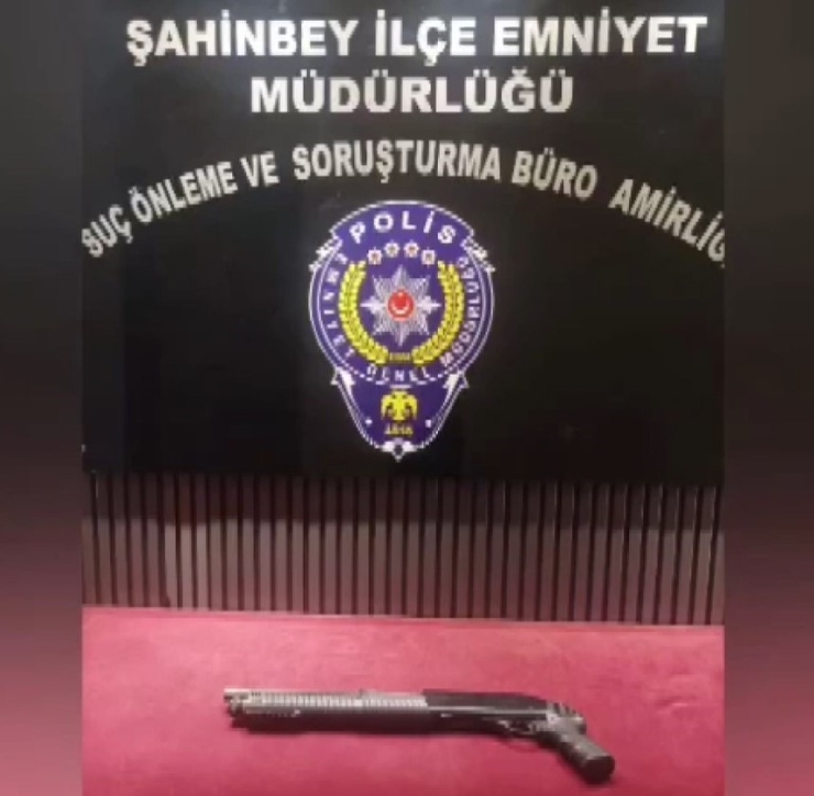 Gaziantep’te İş Yerine Pompalı Tüfekle Saldırı: O Anlar Kamerada