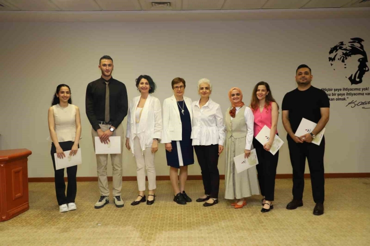 Sanko Üniversitesi’nde "geçmişten Günümüze Hemşirelikte Değerler Sempozyumu" Düzenlendi