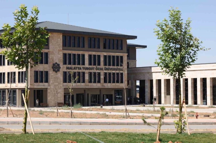 Malatya Turgut Özal Üniversitesi 8 Yaşında