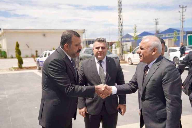 Diyarbakır Osb Yeni Yönetim Ve Müteşebbis Toplantısı Gerçekleşti
