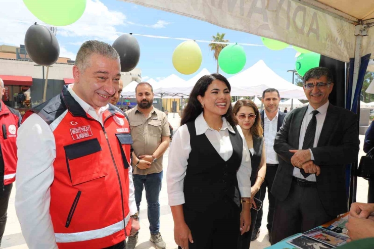 ’dünya Tütünsüz Günü’nde Farkındalık Etkinliği Düzenlendi