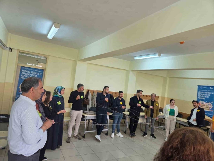 Kırsalda Görev Yapan Öğretmenlere Kapsayıcı Eğitim Desteği