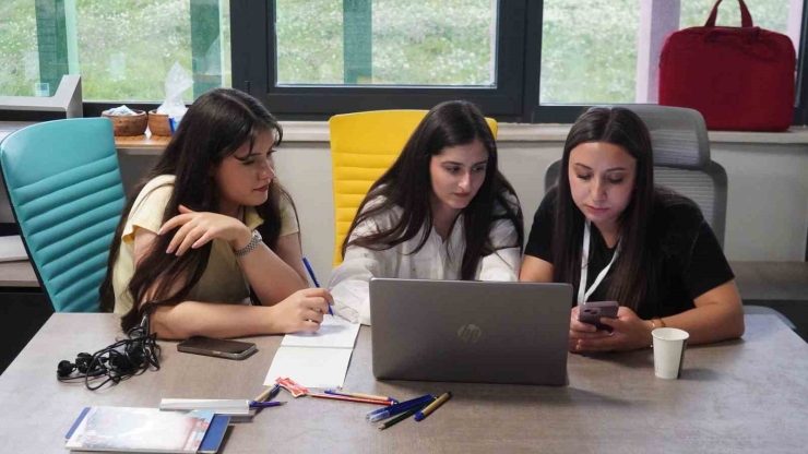 Sanko Üniversitesi Yürütücülüğünde Düzenlenen "genç Beyin, Genç Bakış Proje Pazarı 2026" Başarıyla Tamamlandı