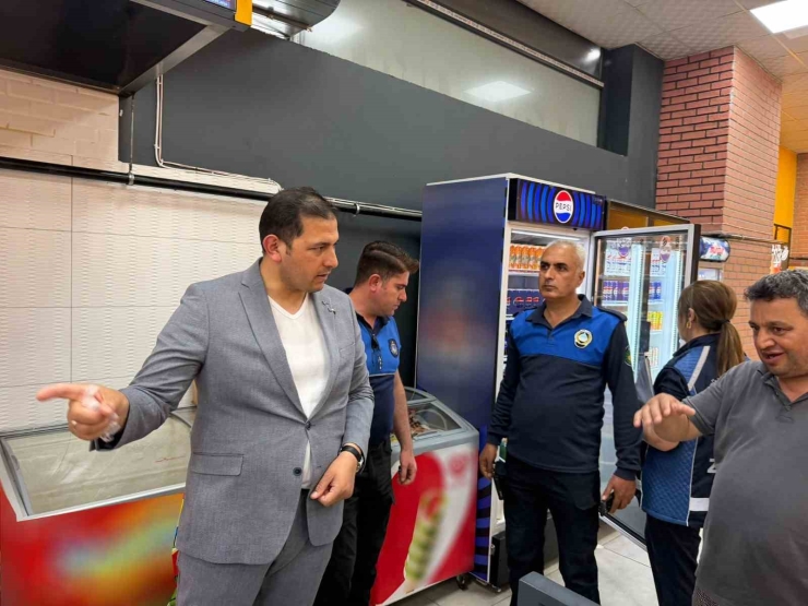 Zabıta Ekipleri Bayram Öncesi Denetimlerini Sıklaştırdı