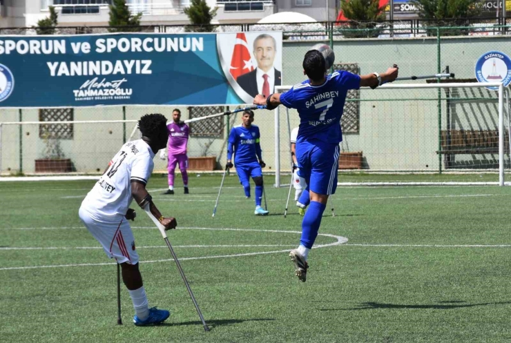 Şampiyonluk Yolunda Bir Engel Daha Aşıldı 5-0