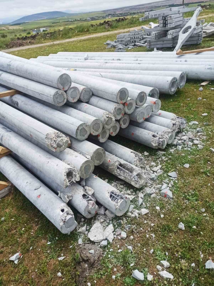 Beton Direkleri Kırdılar, 32 Milyon Liralık Yatırımı Engellediler