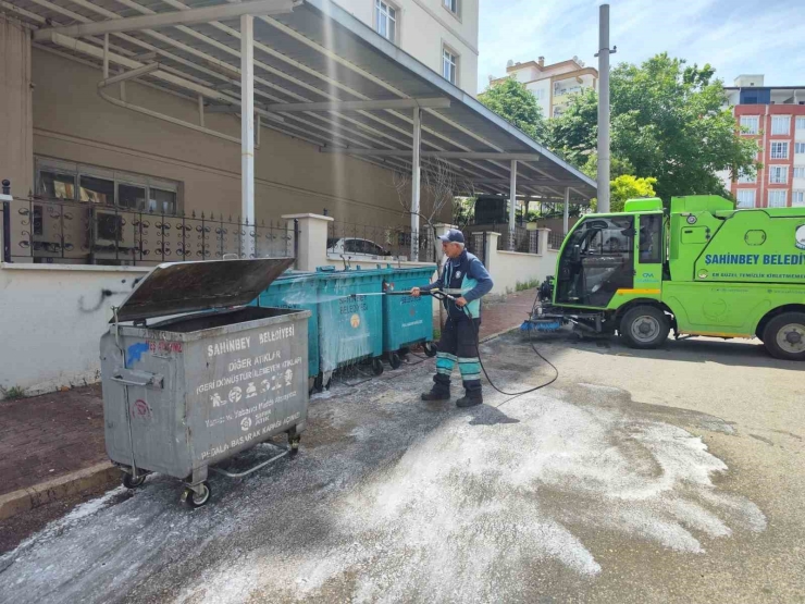 Şahinbey Temizlik Ekipleri Bayram Boyunca Görevdeydi