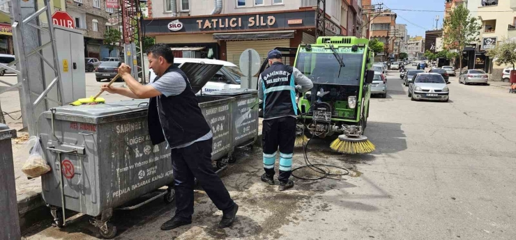 Şahinbey Temizlik Ekipleri Bayram Boyunca Görevdeydi