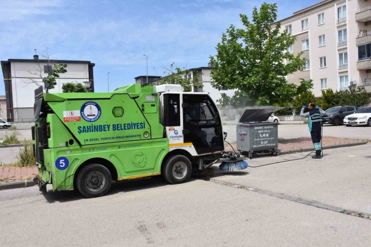 Şahinbey Temizlik Ekipleri Bayram Boyunca Görevdeydi