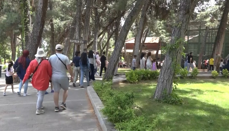 Gaziantep’in Tarihi Ve Turistik Noktalarında Bayram Ziyaretçisi Rekoru