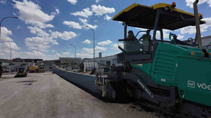 Mobilyacılar Sitesinde Asfaltlama Çalışması