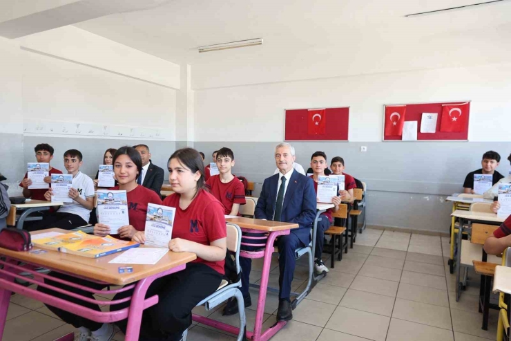 Şahinbey Belediyesi’nden Sınava Hazırlanan Öğrencilere Destek