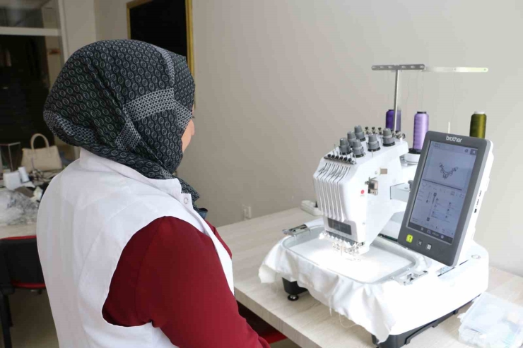 Diyarbakır Olgunlaşma Enstitüsünde Son Teknoloji İle Geleneksel Ürünler Aynı Masada Buluştu