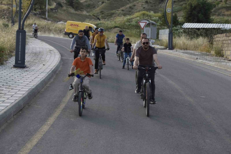 Dicle’de Pedallar Sağlıklı Yaşam İçin Çevrildi