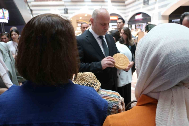 Diyarbakır’da Hayat Boyu Öğrenme Sergisi Açıldı