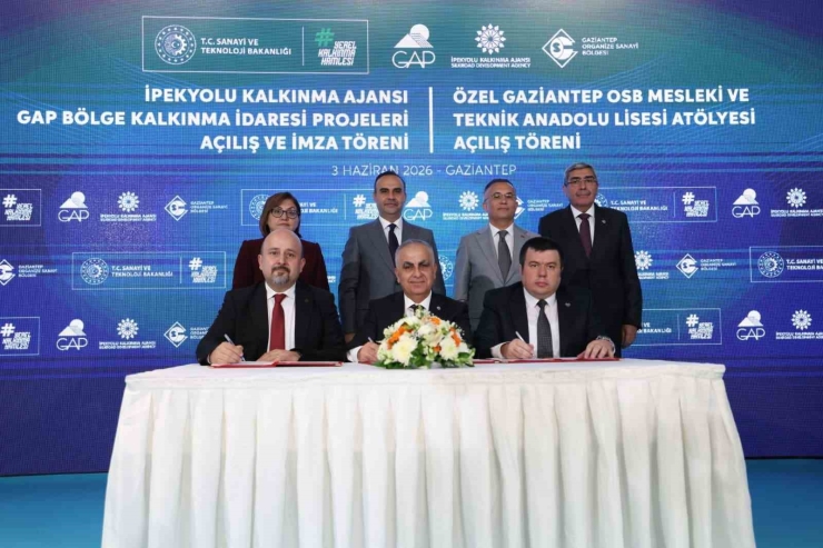 Yeni Kalkınma Hamleleri İçin İmzalar Atıldı