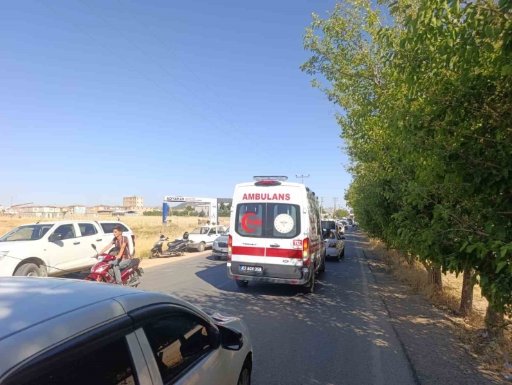 Adıyaman’da Otomobil İle Araç Çarpıştı: 1 Yaralı