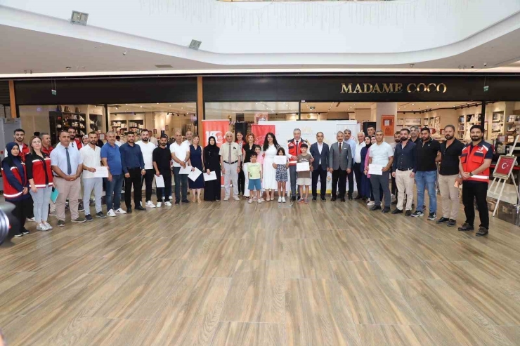 Adıyaman’da Şehit Yakınları Ve Gazilerin Ebru Sergisi Açıldı