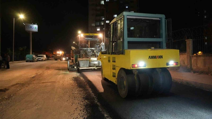 Mara Ve Musalla Mahallelerinde Asfalt Çalışması
