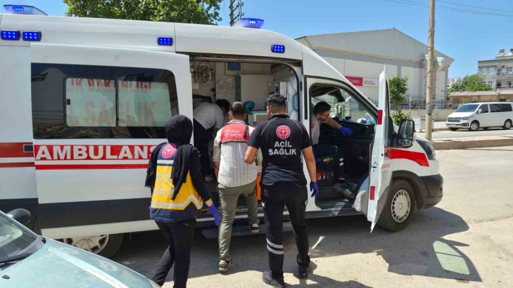 Rögar Kapağı Çevresindeki Çukur Kazaya Neden Oldu: 1 Yaralı