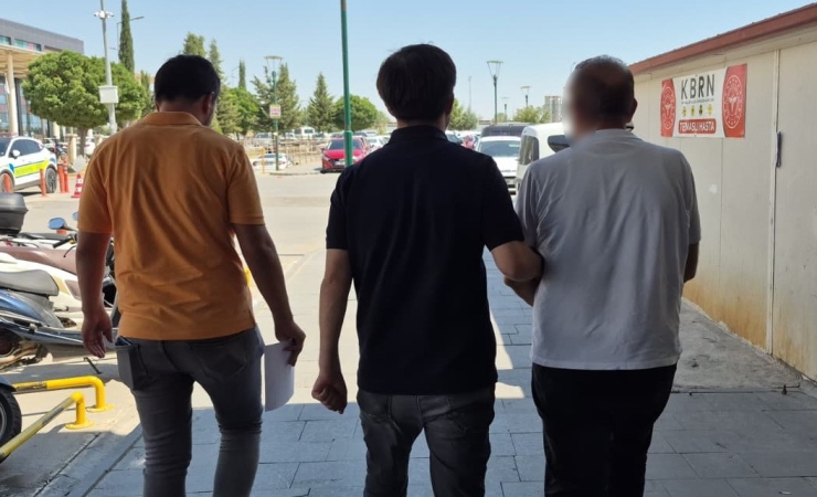 Hırsızlık Ve Dolandırıcılık Olayının Şüphelisi 2 Şahıs Yakalandı