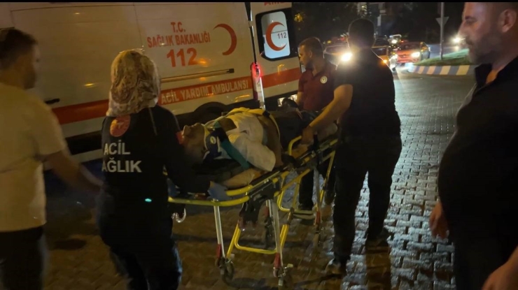Adıyaman’da İki Otomobilin Çarpıştığı Kazada 3 Kişi Yaralandı