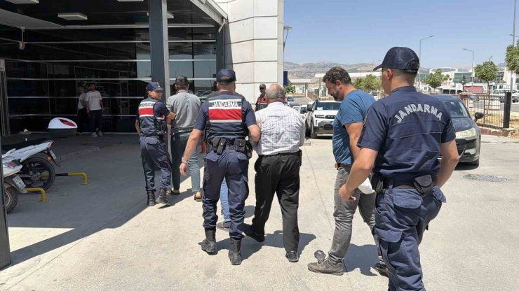 7 Kişinin Yaralandığı Kavgada 6 Kişi Gözaltına Alındı