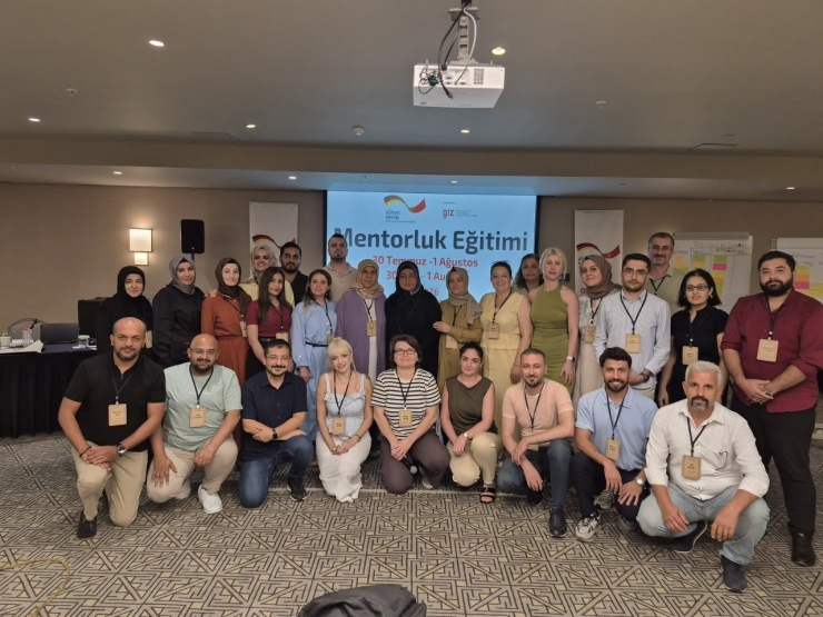 Adıyaman Belediyesi Personeline Eğitim Ve Mentörlük Desteği