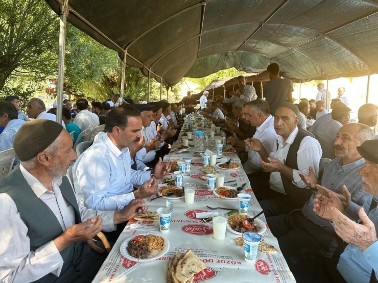 Sincik’te Bal Sağım Programına Yoğun Katılım