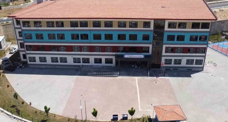 Depremde Azalan Derslik Sayısı Yeni Okullarla Arttı