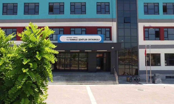 Depremde Azalan Derslik Sayısı Yeni Okullarla Arttı