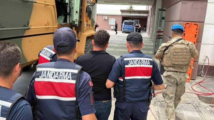 Eniştesini Mezarlıkta Öldüren Kayınbirader Yakalandı