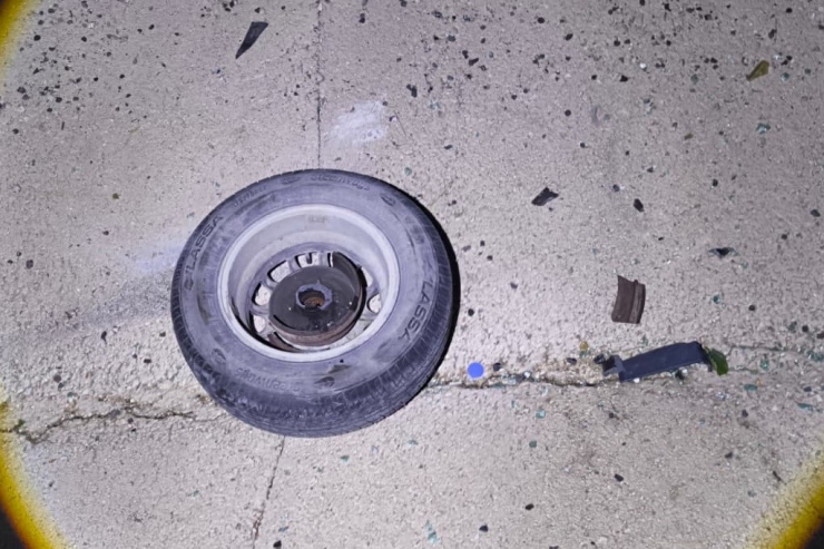 Tekeri Yerinden Çıkan Otomobil Takla Attı: 5 Yaralı
