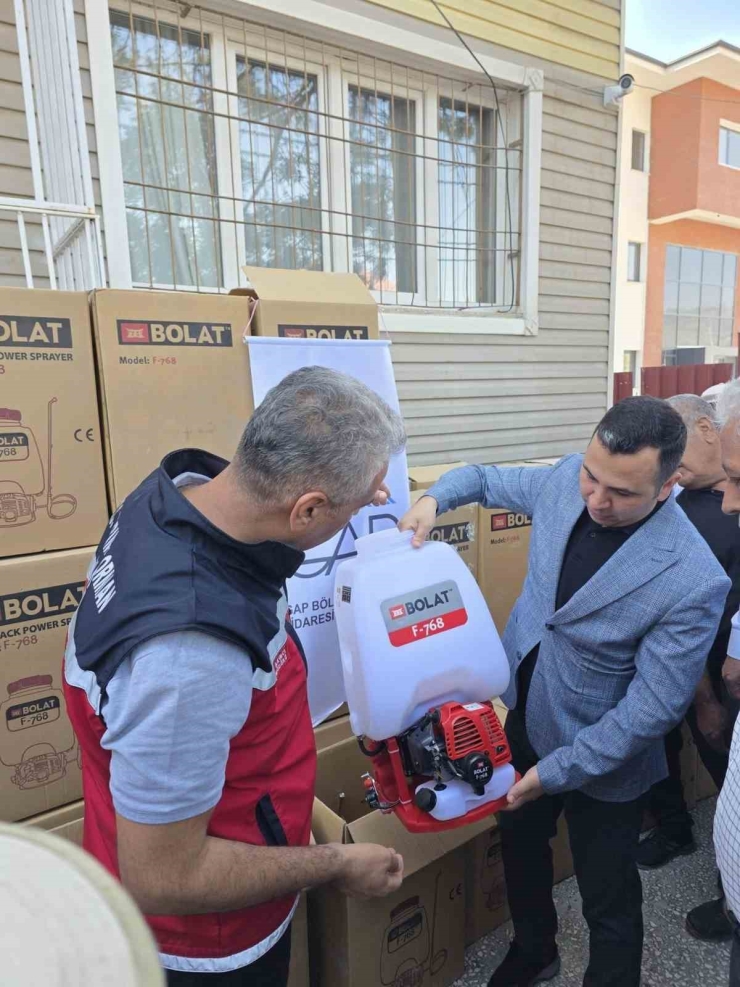 Çiftçilere Hibe Destekli Tarım Aletleri Dağıtıldı