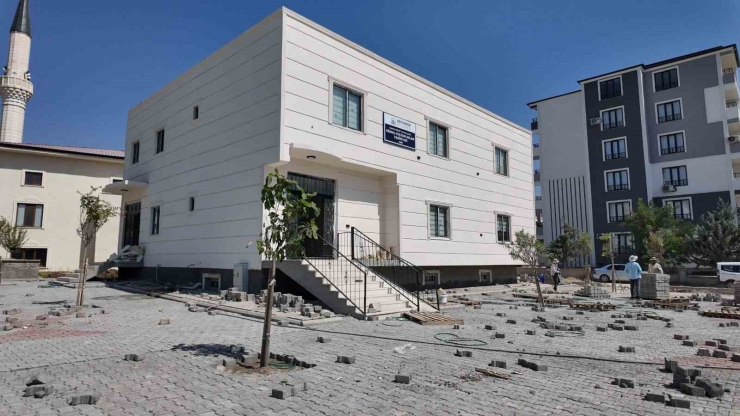 Adıyaman’da Taziye Evi Açılışa Hazırlanıyor