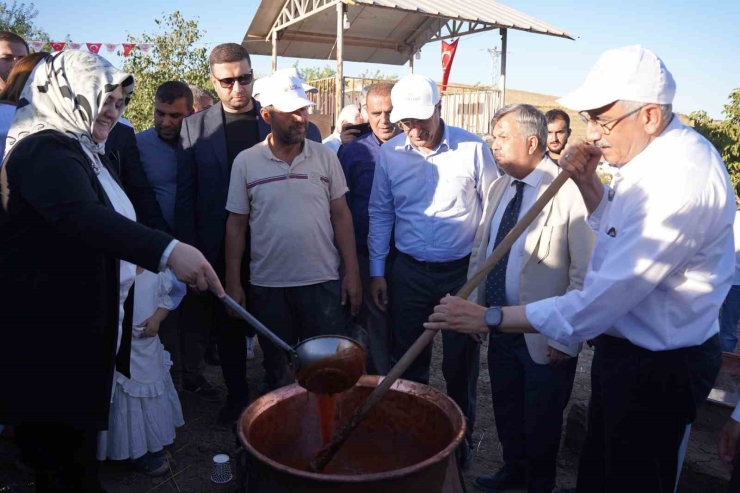 Kahta’da Bin Yıllık Bağ Bozumu Festivalli Düzenlendi
