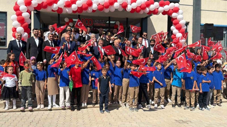 Adıyaman’da 145 Bin 698 Öğrenci Ders Başı Yaptı
