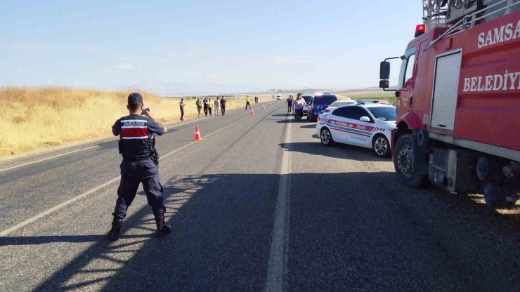 Tütün İşçilerini Taşıyan Minibüs Devrildi: 12 Yaralı