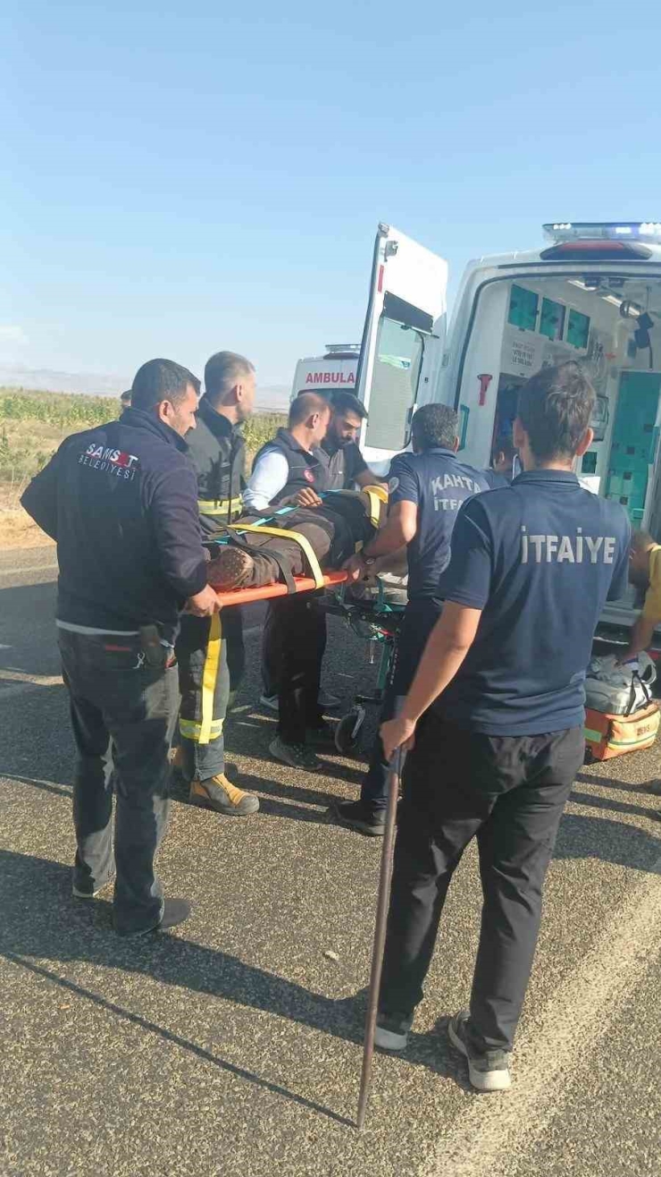 Tütün İşçilerini Taşıyan Minibüs Devrildi: 12 Yaralı