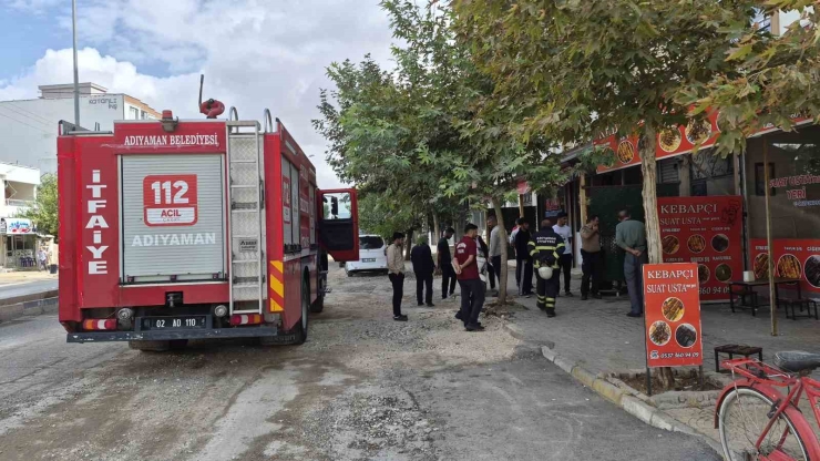 Elektrik Panosunda Çıkan Yangın Korkuttu