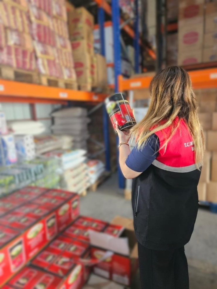 Adıyaman’da Gıda Denetimlerinde Sahte Ve Tağşişli Ürünler Kontrol Edildi