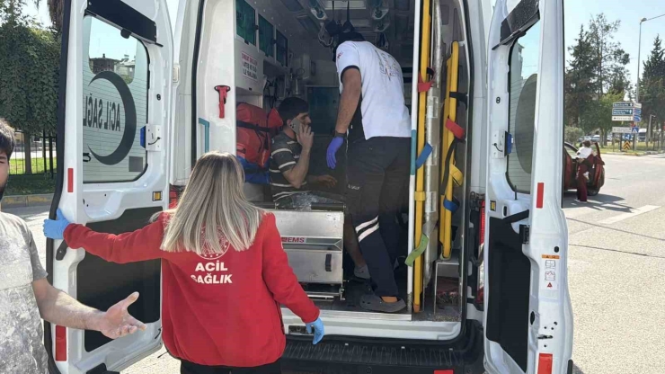Adıyaman’da İki Kamyonet İle İki Otomobil Çarpıştı: 1 Yaralı